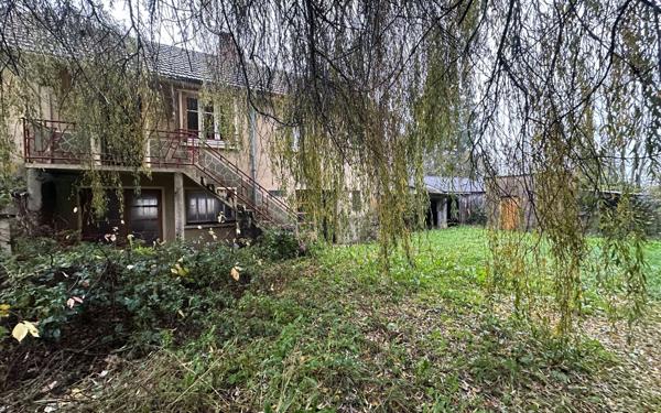 Maison à vendre    3 pièces •  Antully