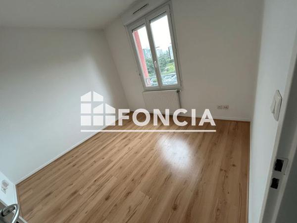 Location Appartement 2 pièces 49.19 m² - 14 RUE DES COTONNADES Pfastatt 68120