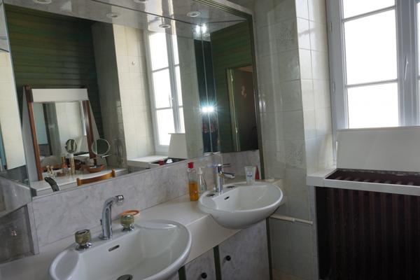 MAISON 4 CHAMBRES AVEC LOGEMENT INDEPENDANT