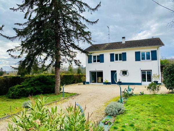 Maison rénovée proche commodités avec jardin. Trelissac