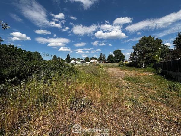 Terrain à bâtir 1333 m² à Montmorillon 86500