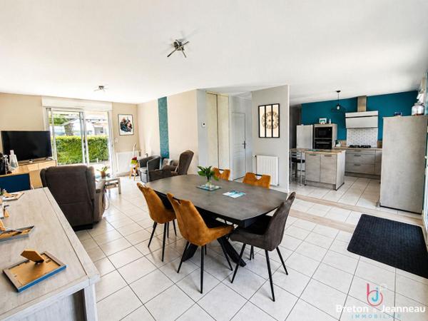 Maison de plain-pied axe Laval / Mayenne