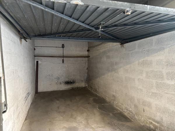 A LOUER - AIX EN PROVENCE - BIEN DEXCPETION - 93m² - CENTRE VILLE A PIEDS - GARAGE