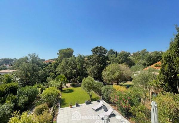 Appartement 84 m² à Saint-Aygulf, France 83370