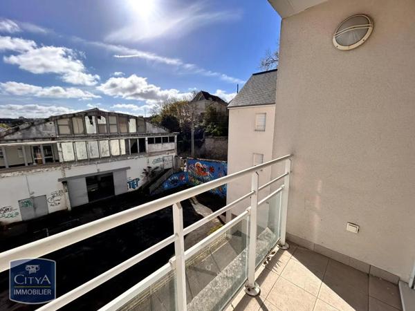 Appartement à louer 3 pièces 68.45m² Laval (53000)