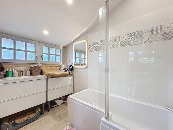 Maison ancienne de charme Les Bois d' anjou