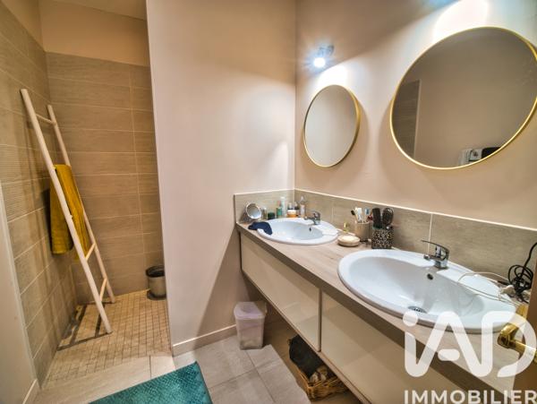 Maison à vendre 7 pièces 170 m² Léognan