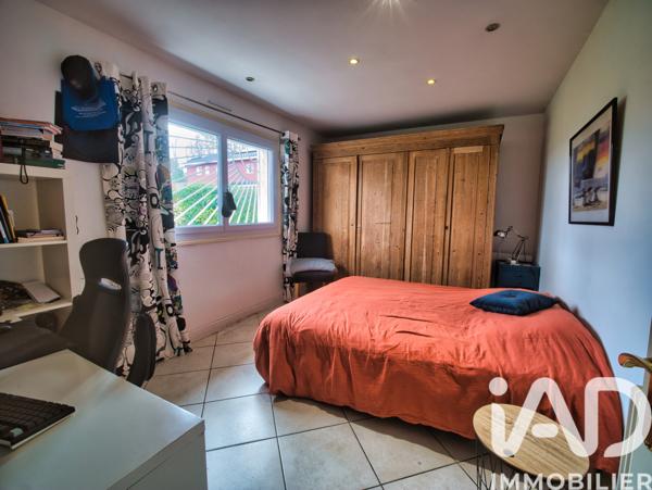 Maison à vendre 7 pièces 170 m² Léognan