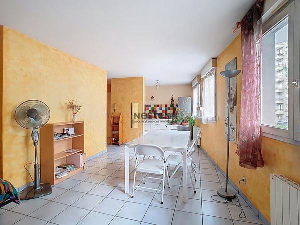 A VENDRE. Appartement de près de 40m². A GRENOBLE. Proche avenue Berthelot
