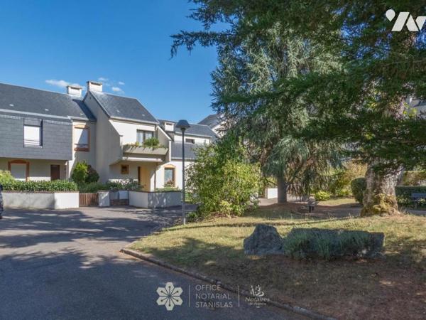 Nancy / Gare : Rez-de-jardin de 50m2 avec jardin et parking