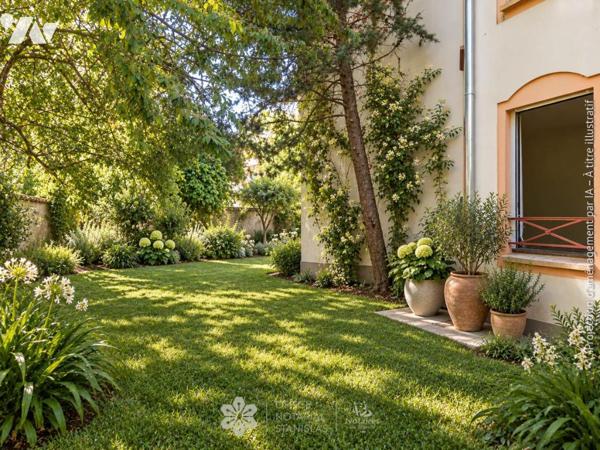 Nancy / Gare : Rez-de-jardin de 50m2 avec jardin et parking