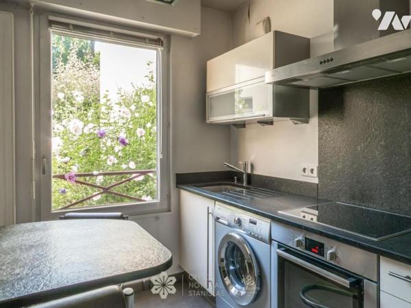 Nancy / Gare : Rez-de-jardin de 50m2 avec jardin et parking