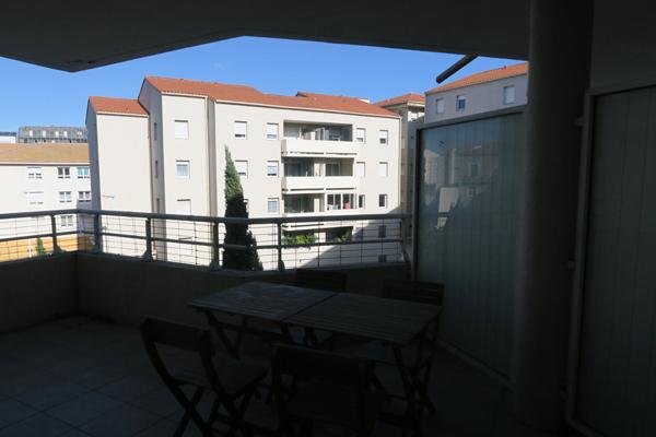 SETE T3 ASCENSEUR + TERRASSE +PARKING