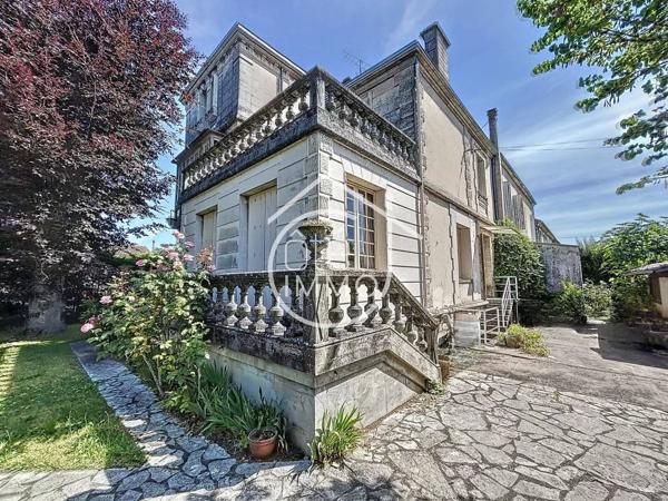 SAINTE FOY LA GRANDE  : Maison de caractère du XIX  ème siècle