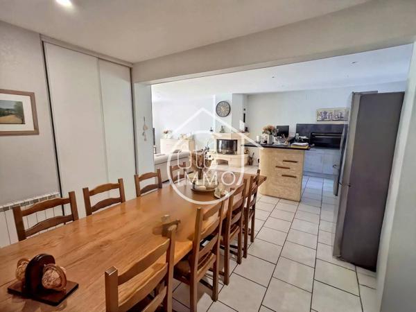 PRIGRONRIEUX: Maison beaux volumes de 122m² avec jardin