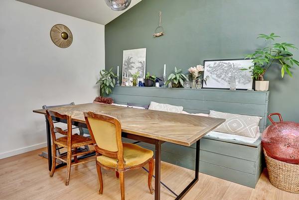 Fontaines-sur-Saône (69270) F3 de charme 78,57m2 plein centre-ville Terrasse