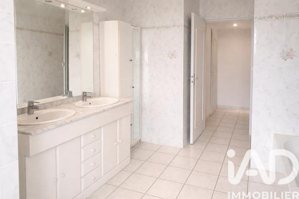 Maison à vendre 10 pièces 116 m² Villefagnan