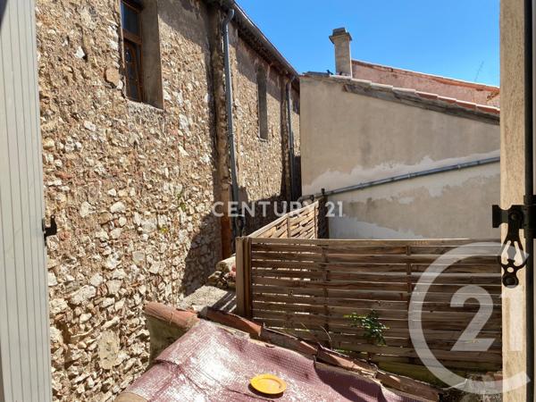 Immeuble à vendre  100 m2 AUBAGNE - 13