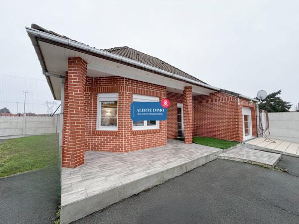 Maison individuelle, entièrement rénovée de 111 m2 sur une parcelle de 400 m2, 3 ch, grand parking