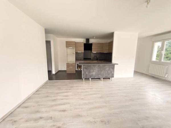 Appartement à louer 3 pièces NOGENT SUR OISE (60)