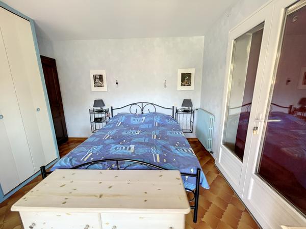 Bormes-les-Mimosas (83230) BAISSE DE PRIX – T4 87 m² – Dernier étage – Piscine – 2 parkings – Bormes les Mimosas