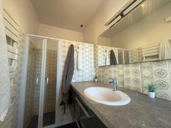 Maison 300 m² 9 piéces avec jardin secteur condat LIBOURNE (33)