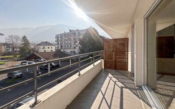 Appartement à louer    3 pièces • 74,70 m2 Collonges-sous-Salève