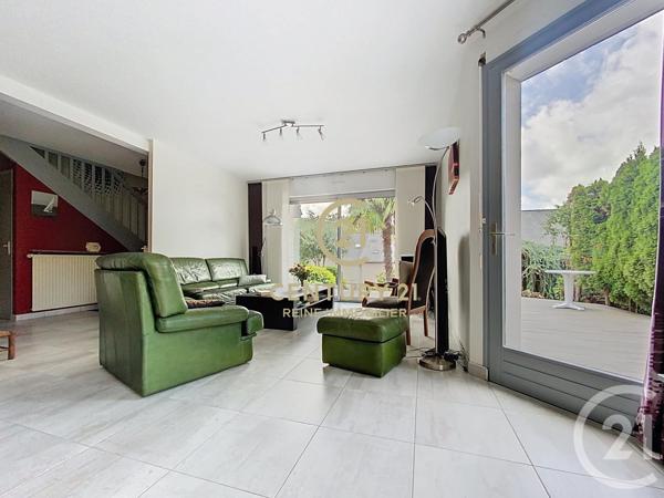 Maison à vendre  6 pièces - 151,90 m2 VEZIN LE COQUET - 35