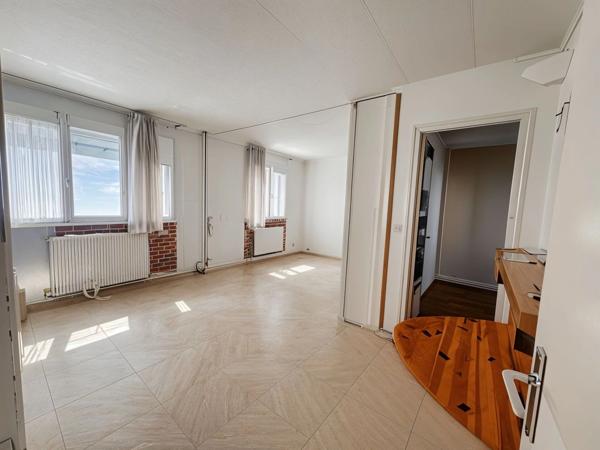 - 91300 - MASSY - APPARTEMENT T3 - LUMINEUX - GARE MASSY - TGV - RER B - CAVE- PARKINGS - RENTABILITE LOCATIF 7%