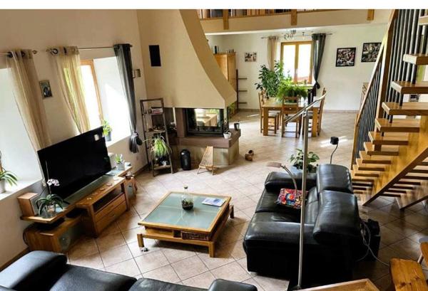 Ferme Vosgienne de 8 pieces