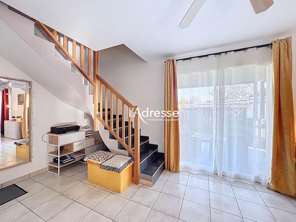 Exclusivité L'Adresse Immobilier- L'Isle Jourdain - Maison T5 de 120m² sur un Terrain de 694 m² - Garage