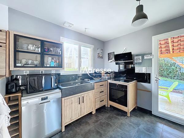 Exclusivité L'Adresse Immobilier- L'Isle Jourdain - Maison T5 de 120m² sur un Terrain de 694 m² - Garage