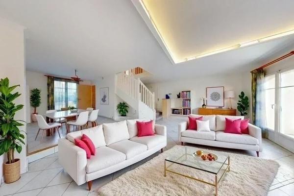 EXCLUSIVITE coeur de ville de Vauréal 7 pièce(s) 173m² habitables (130m² loi carrez)