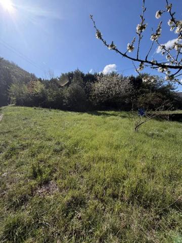 Terrain à vendre à Coux (07000)