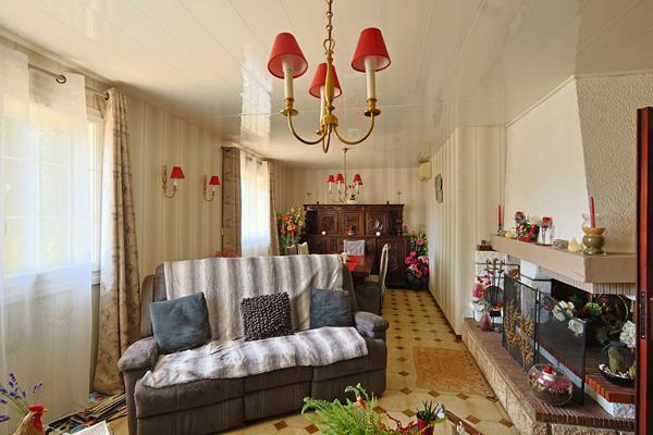 Maison Nevers, proche lycées, climatisation réversible, sous-sol, 3 chambres, 2H30 de Paris