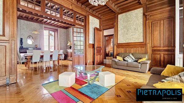 MAISON BOURGEOISE - Centre ville - 261 m² - 6 chambres - garage