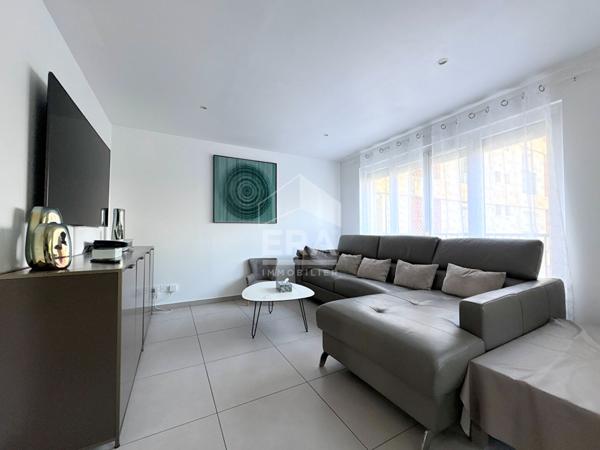 A LOUER 84120 PERTUIS APPARTEMENT MEUBLE 4 PIECES 66M² AVEC CAVE ET STATIONNEMENT