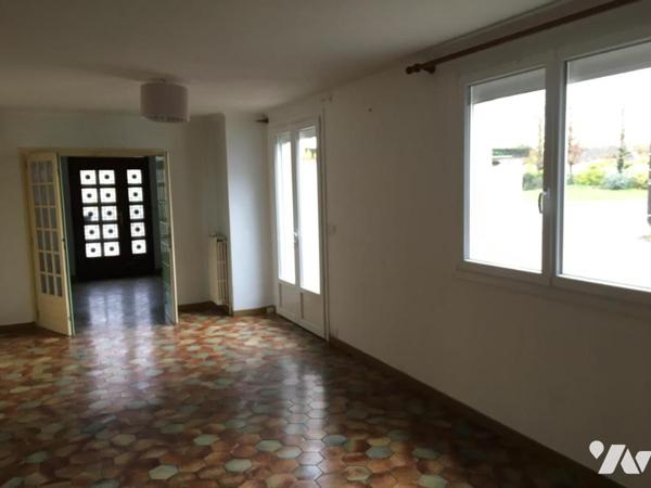 SABLE SUR SARTHE MAISON en ville réf : CC2130