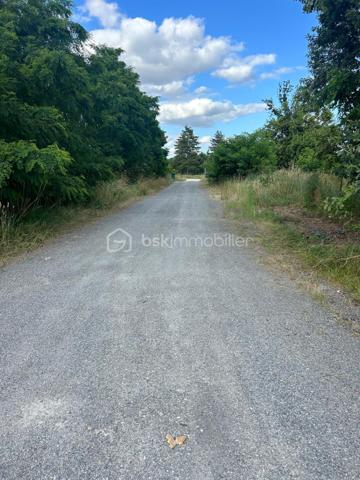 Terrain industriel de 6 371 m²