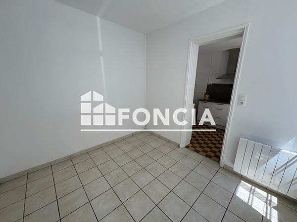 Location Maison 3 pièces 45.26 m² - 4 PLACE DU BASTION Saintes 17100