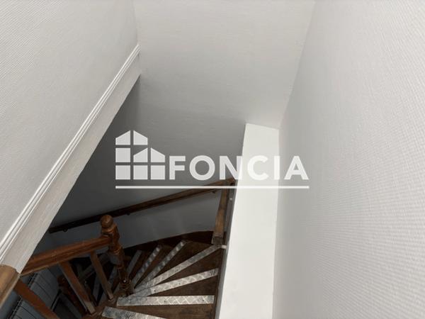 Location Maison 3 pièces 45.26 m² - 4 PLACE DU BASTION Saintes 17100