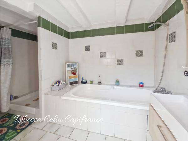 Maison à vendre 5 pièces AZERAT (24)
