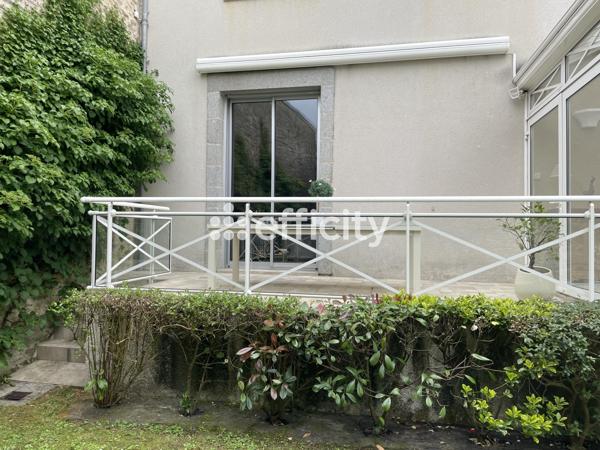 Maison 10 pièces - 222 m²