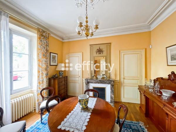 Maison 10 pièces - 222 m²