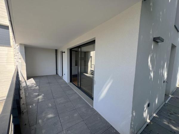Appartement 2 pièces -Terrasses et jardin - Excellent état