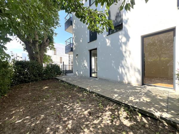 Appartement 2 pièces -Terrasses et jardin - Excellent état