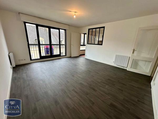 Appartement à louer 3 pièces 73.83m² Châteauroux (36000)