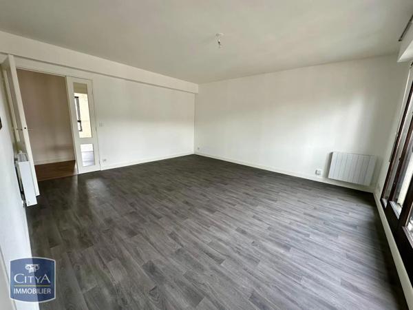 Appartement à louer 3 pièces 73.83m² Châteauroux (36000)