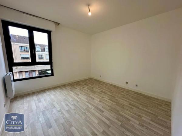 Appartement à louer 3 pièces 73.83m² Châteauroux (36000)