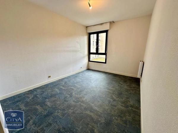 Appartement à louer 3 pièces 73.83m² Châteauroux (36000)